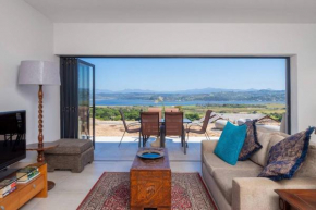 Heron's View - lagoon views and solar power @Lake Brenton, Knysna